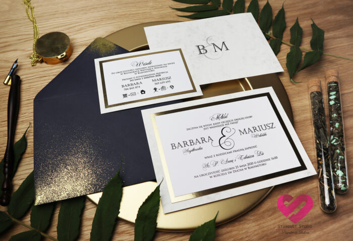 Nowoczesne, modern zaproszenia ślubn w stylu glamour z elementami złota i zloconą kopertą
