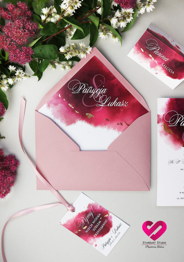 Zaproszenia ślubne rubinowe akwarele róż bordo nowoczesne złocenie