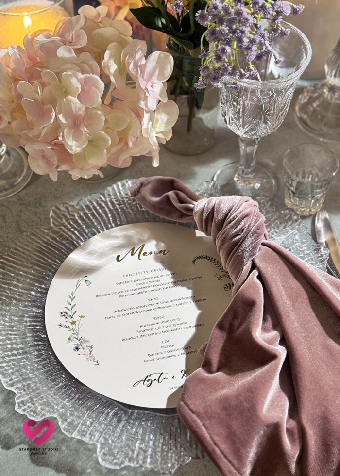 Menu okrągłe polne kwiaty rustykalne